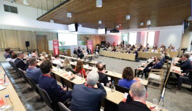 AI Revolution Could Supercharge Northern Ireland's Potential - Queen's Event Hears