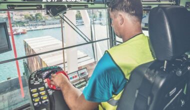 Spain Crane Rental Market Sees Sustained Growth from 2021 to 2040