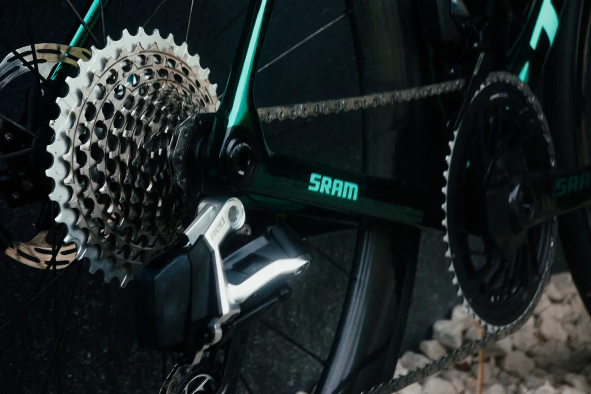 Jonathan Milan's green Trek Madone SLR for 2025 Tour de France drivetrain.
