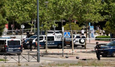 2 killed, suspect critical after stabbing at central London; police rule out terror link – Firstpost