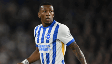 Manchester United launch surprise move for new wing-back