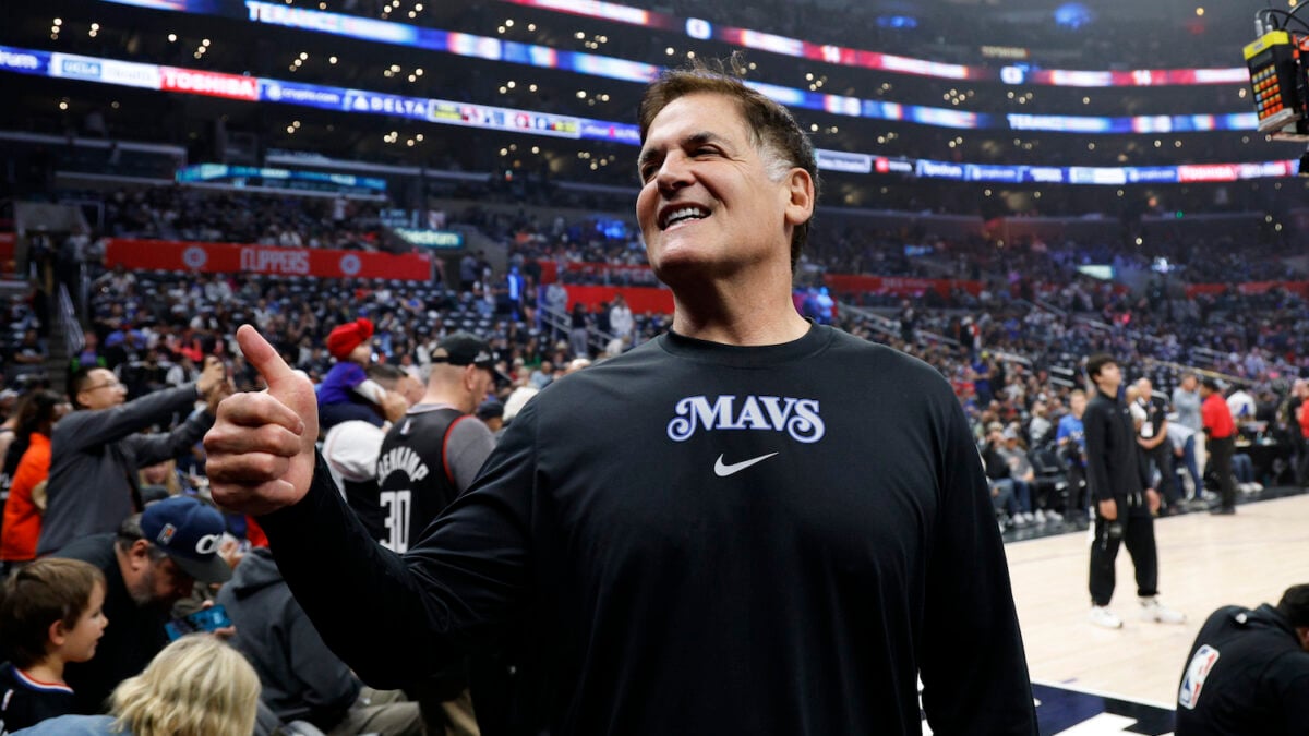 Billionaire Mark Cuban Says AI Gives Workers 'Superpowers,' but Crypto Is 'Not Even Close' to Its iPhone Moment