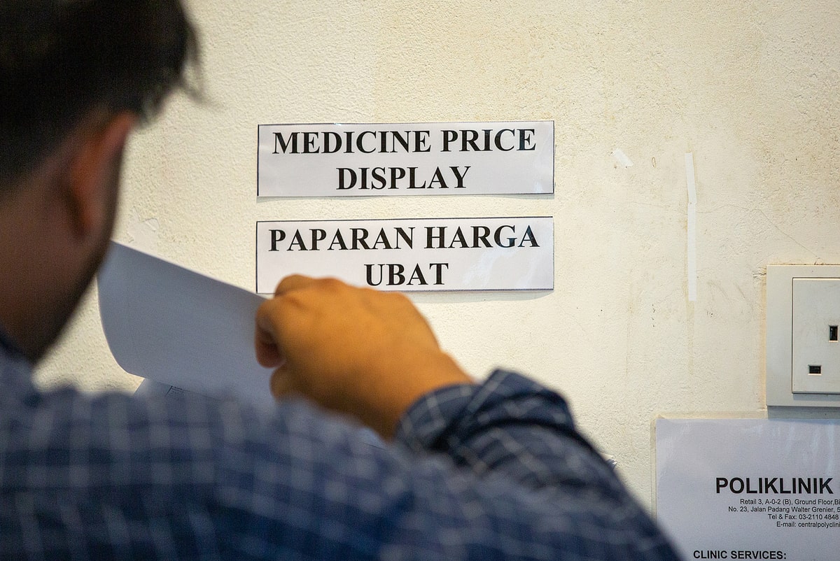 Medical, Dental Groups File Judicial Review Over Drug Price Display