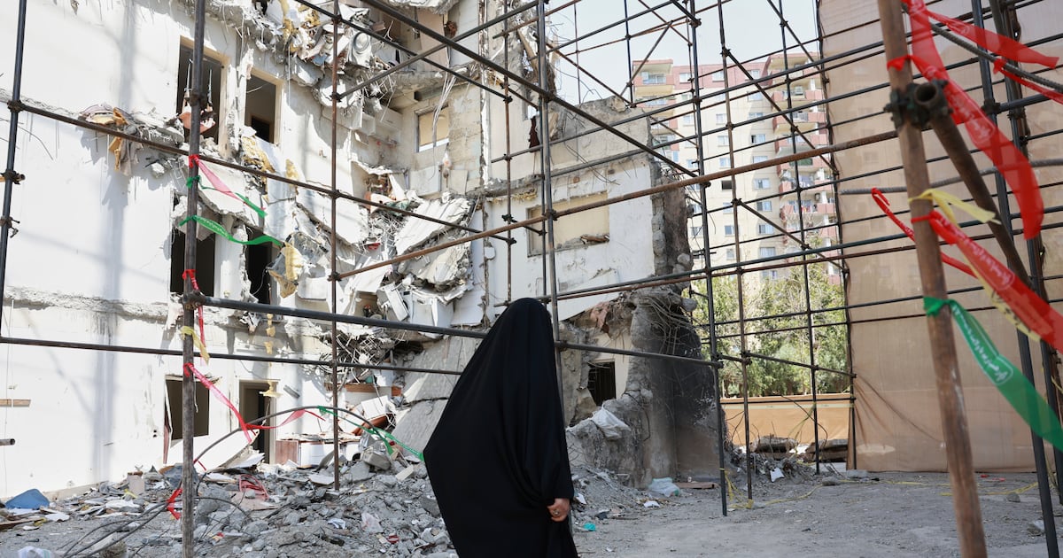 Europe takes snapback leverage to Iran talks in Istanbul