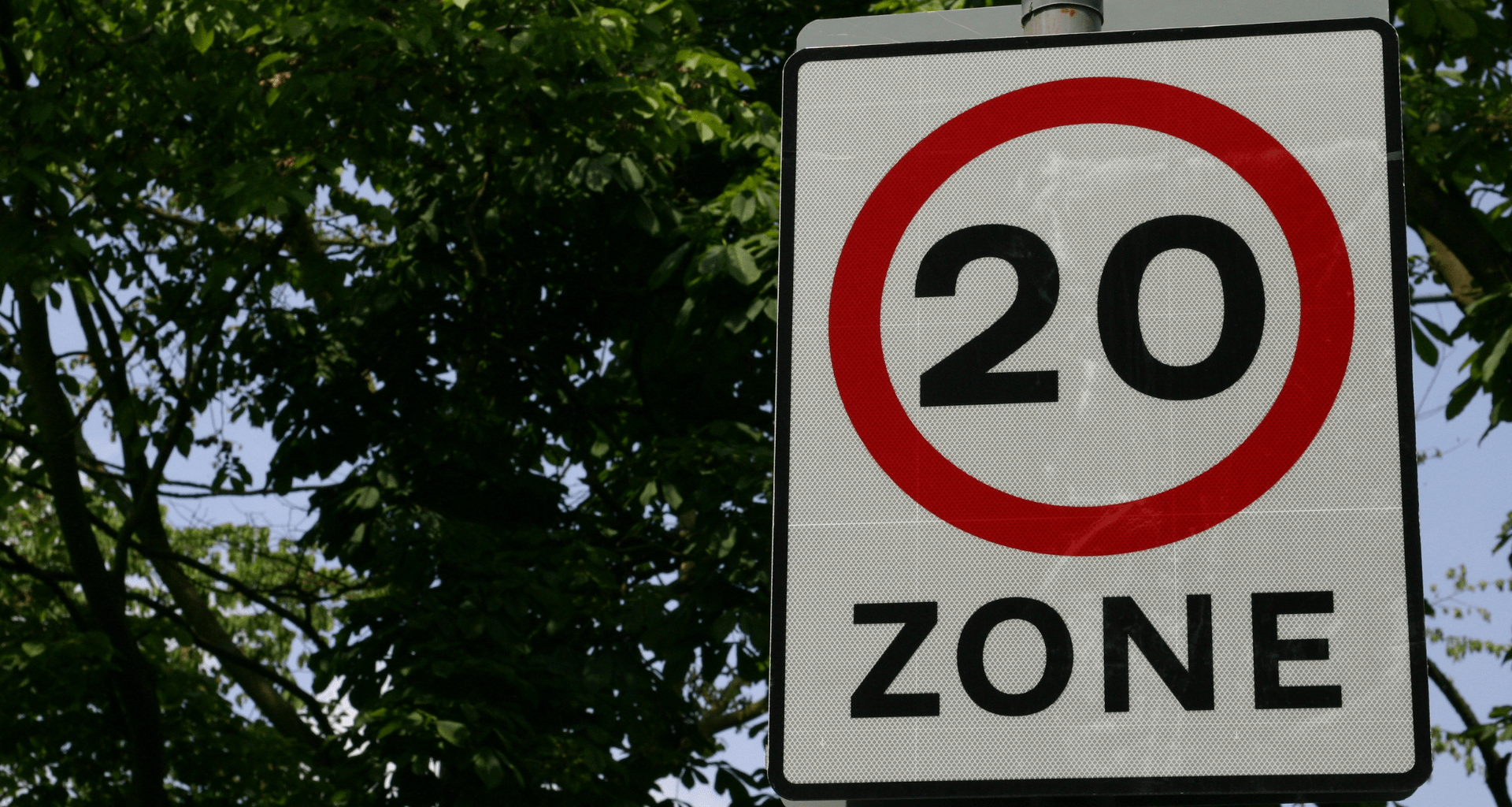 Warning to drivers as more than 300 roads in Glasgow suburb hit with new 20mph speed limit