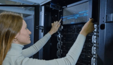 Q.ANT server