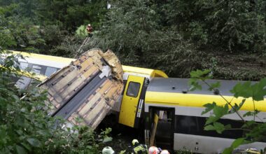 At least three dead after train derails in southern Germany – The Irish News