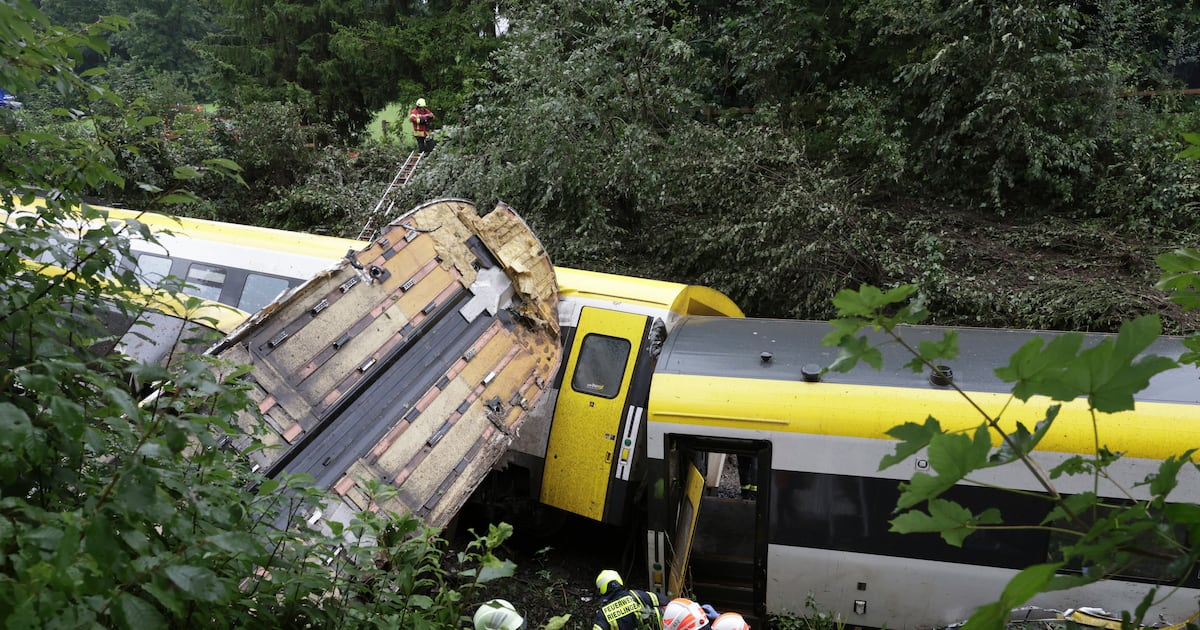 At least three dead after train derails in southern Germany – The Irish News