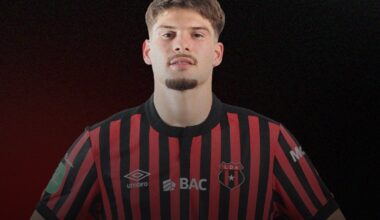 Elian Quesada-Thorn after signing for Alajuelense (Photo via Alajuelense on Twitter)