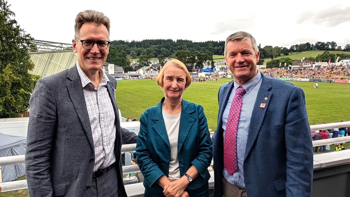 Council leaders ‘proud’ of Mid Wales Growth Deal progress