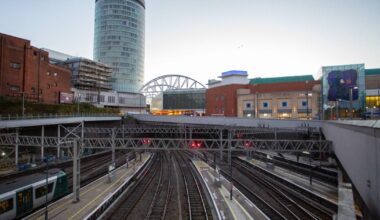 Birmingham New Street: All trains cancelled for rest of the day | News UK