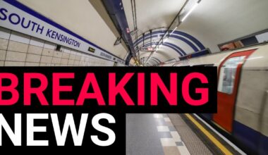 Circle and District London tube lines suspended after fire alert | News UK