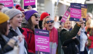 Nurse, teachers and doctors could swap big pensions for pay rises
