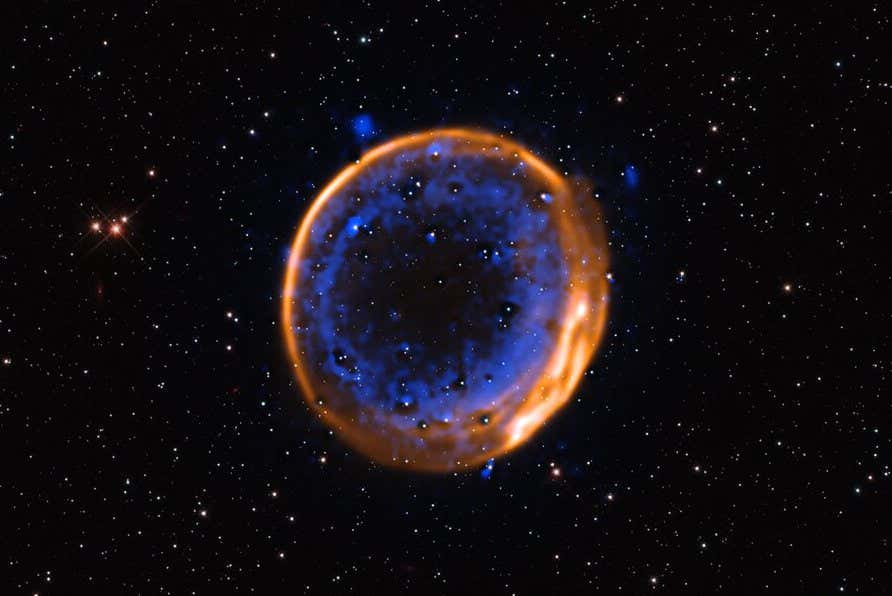Stunning image of a supernova reveals a dead star that exploded twice