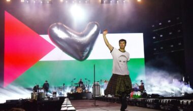 Fontaines D.C. fan told to ‘put Palestinian t-shirt in the bin’ at London gig