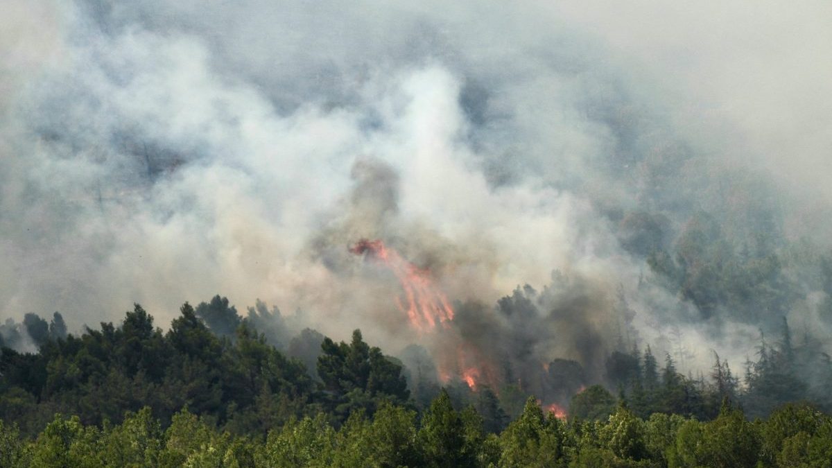 Wildfires rage across Europe as 18k in Spain lockdown and Marseille airport shut