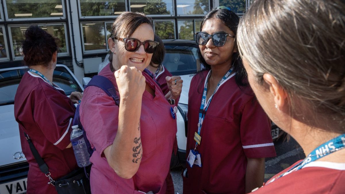 ﻿The NHS trust refusing to pay skilled staff an extra £1 an hour