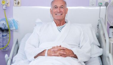 The reason why this famous TV doctor travelled 360 miles for surgery | News UK