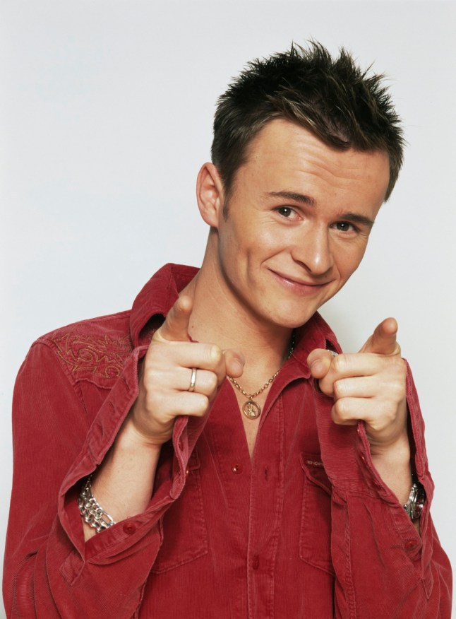 British pop singer Jon Lee of the group S Club 7, circa 2000. (Photo by Tim Roney/Getty Images)