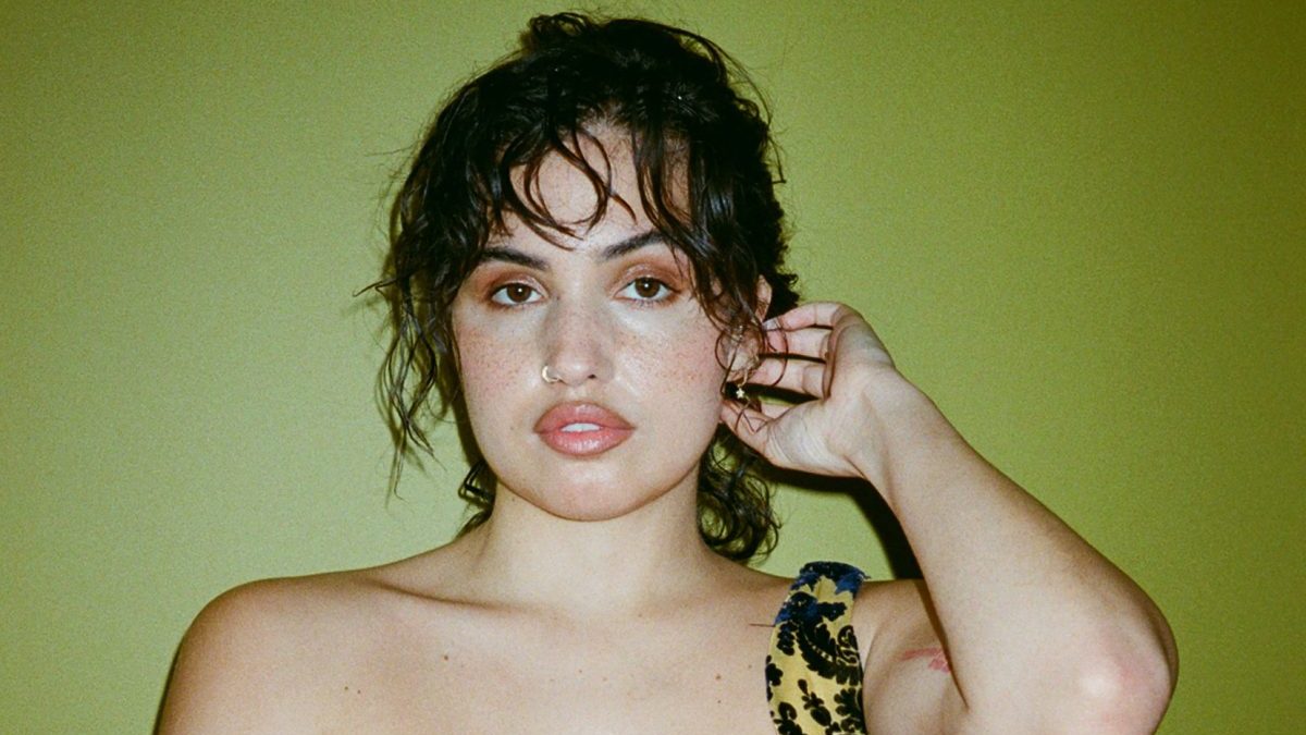 Mabel: 'I offered to give back my Brit Award