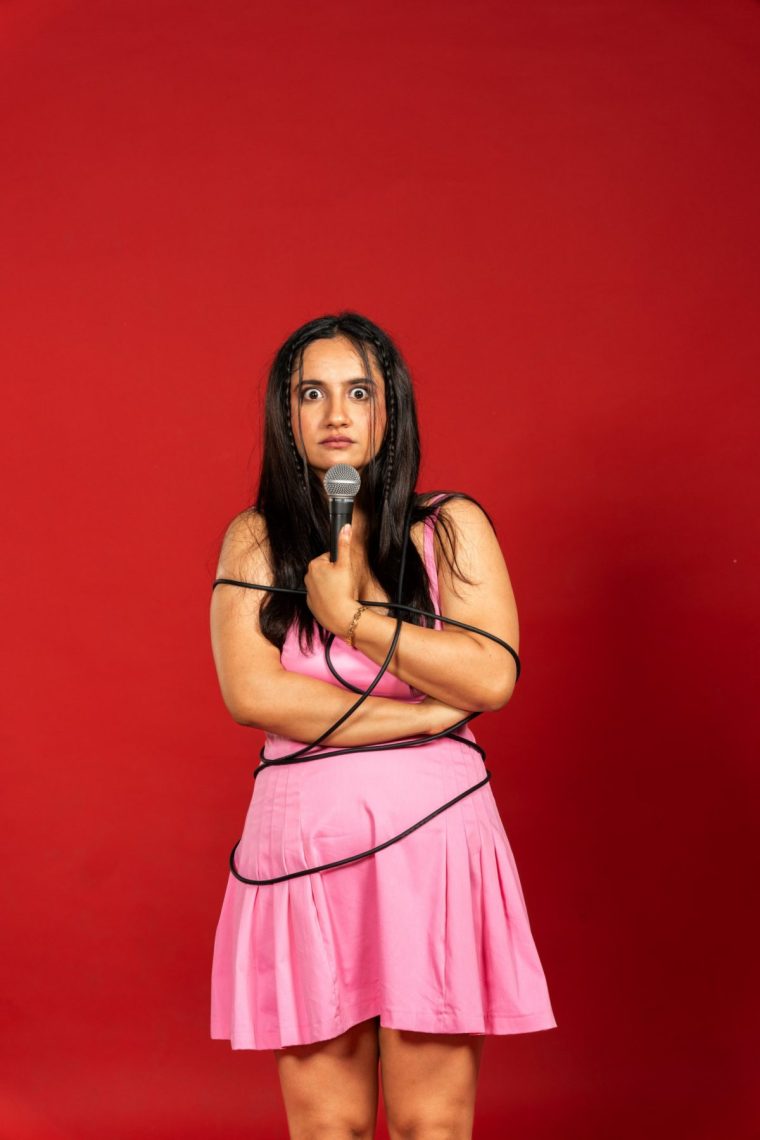 Urooj Ashfaq: How to Be a Baddie Pic credit is Ashiq MK EIFF 2025 Edinburgh International Festival Fringe Image supplied by Soho Theatre Press