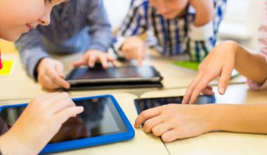 Smartphones before 13 may raise suicidal thoughts, aggression risk in youth: Study
