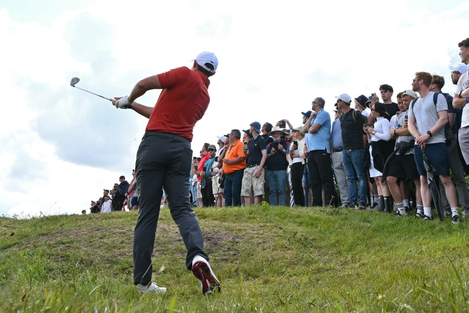 McIlroy pulled off perhaps the most bizarre golf shot of all time