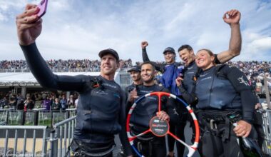 New Zealand Black Foils steal Emirates Great Britain Thunder in Portsmouth Final shootout – Sailweb