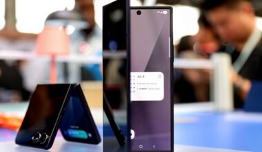 Samsung's New Phones Show How Far Ahead China Is on Innovation