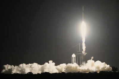 US Air Force suspends SpaceX Rocket Project: Reason may be similar for which Elon Musk said, 'will not eat Omelette for a week'