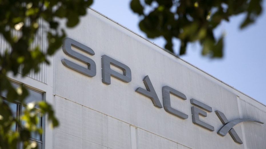 SpaceX logo at Hawthorne HQ