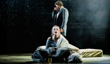 The Girl On The Train – Review – Leeds Grand Theatre