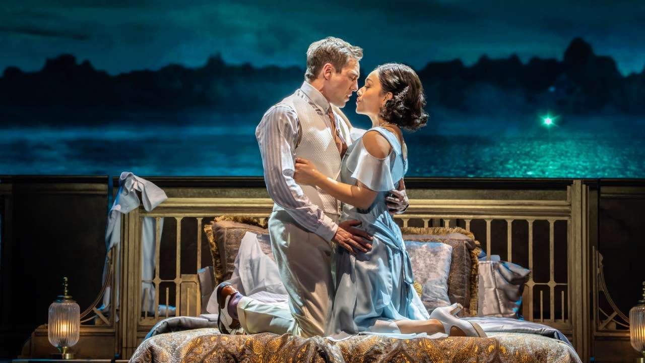 The Great Gatsby. Jamie Muscato & Frances Mayli McCann. Photo by Johan Persson