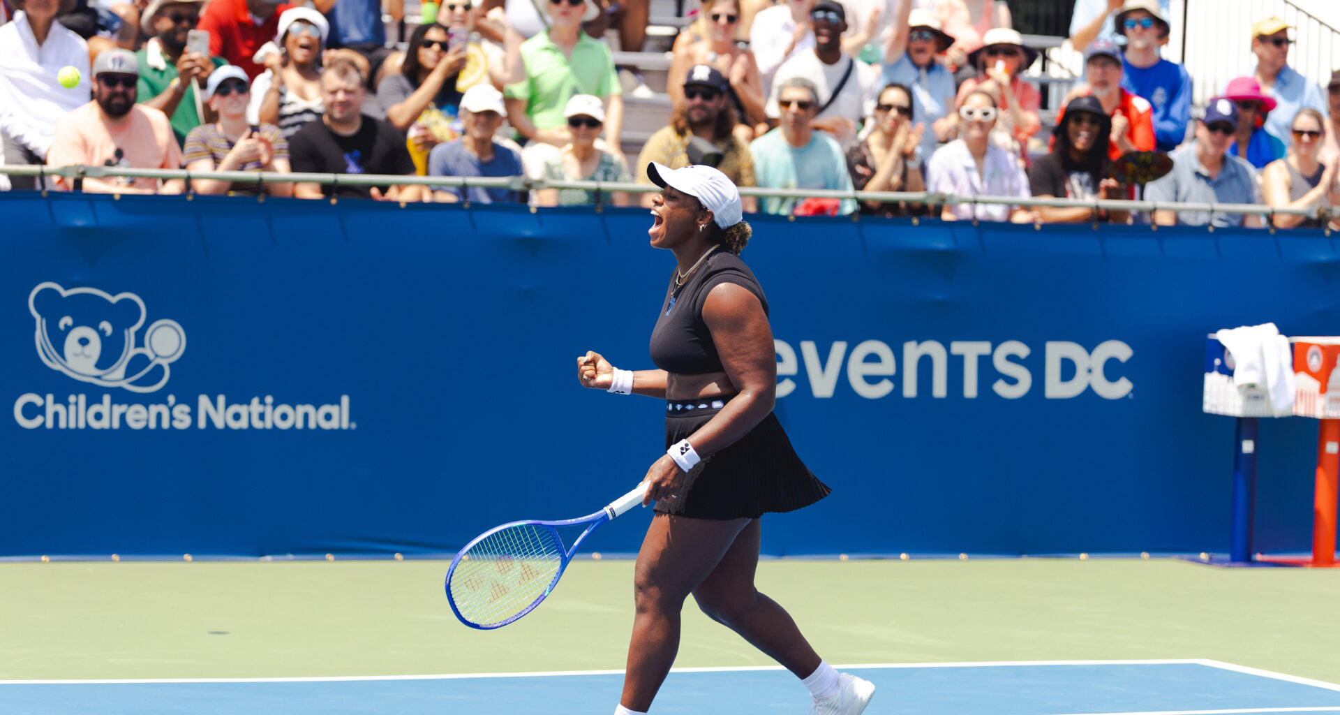 Townsend opens D.C. Day 2 with win over fellow mom Maria