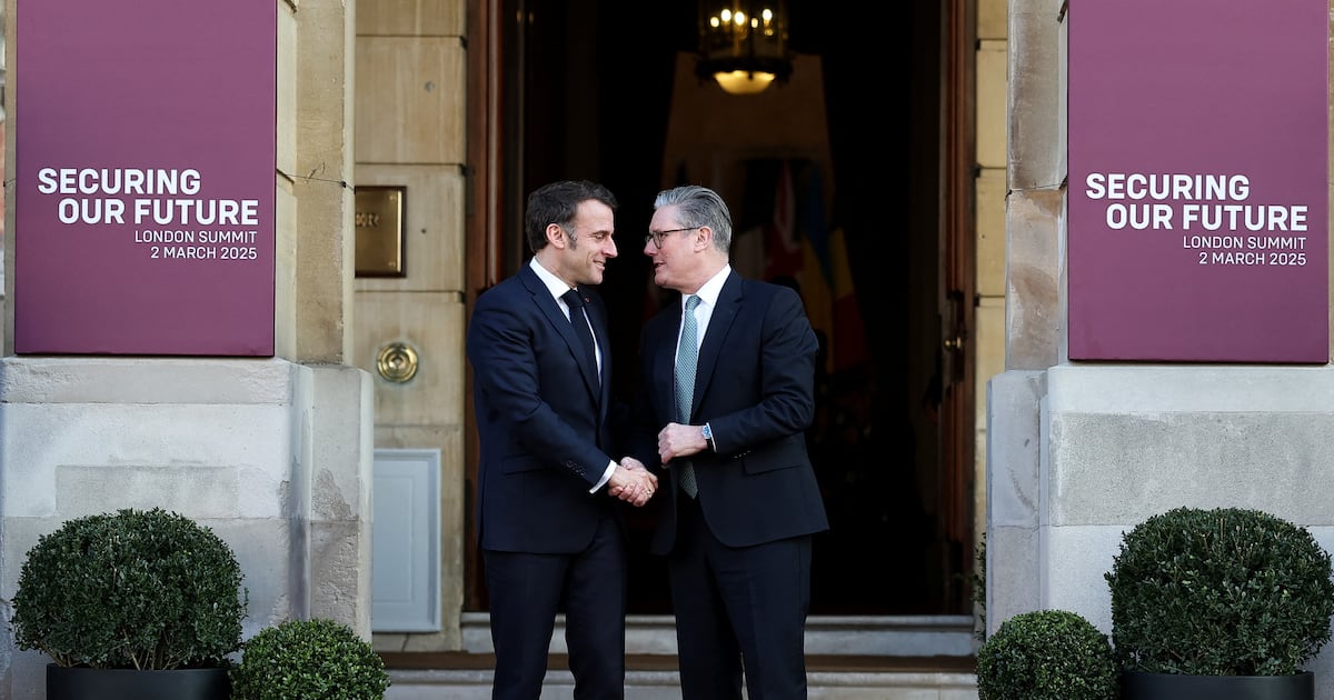 Starmer and Macron hope for ‘progress’ on defence and migration at summit – The Irish News