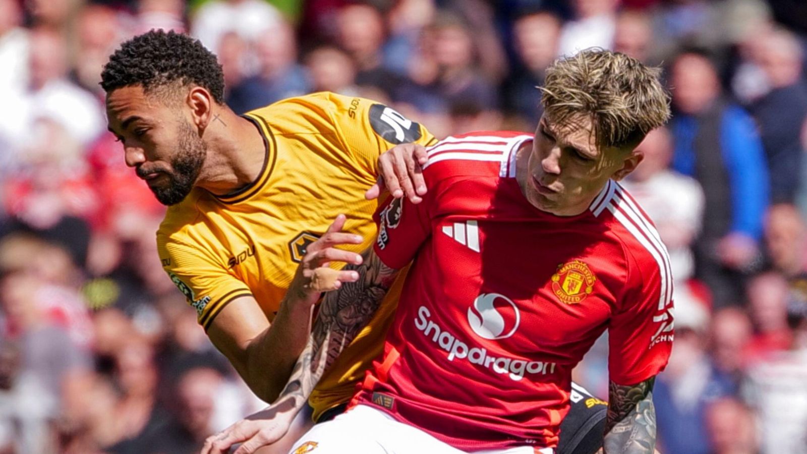 Manchester United signing makes shock appearance after £160.3m cumulative agreements