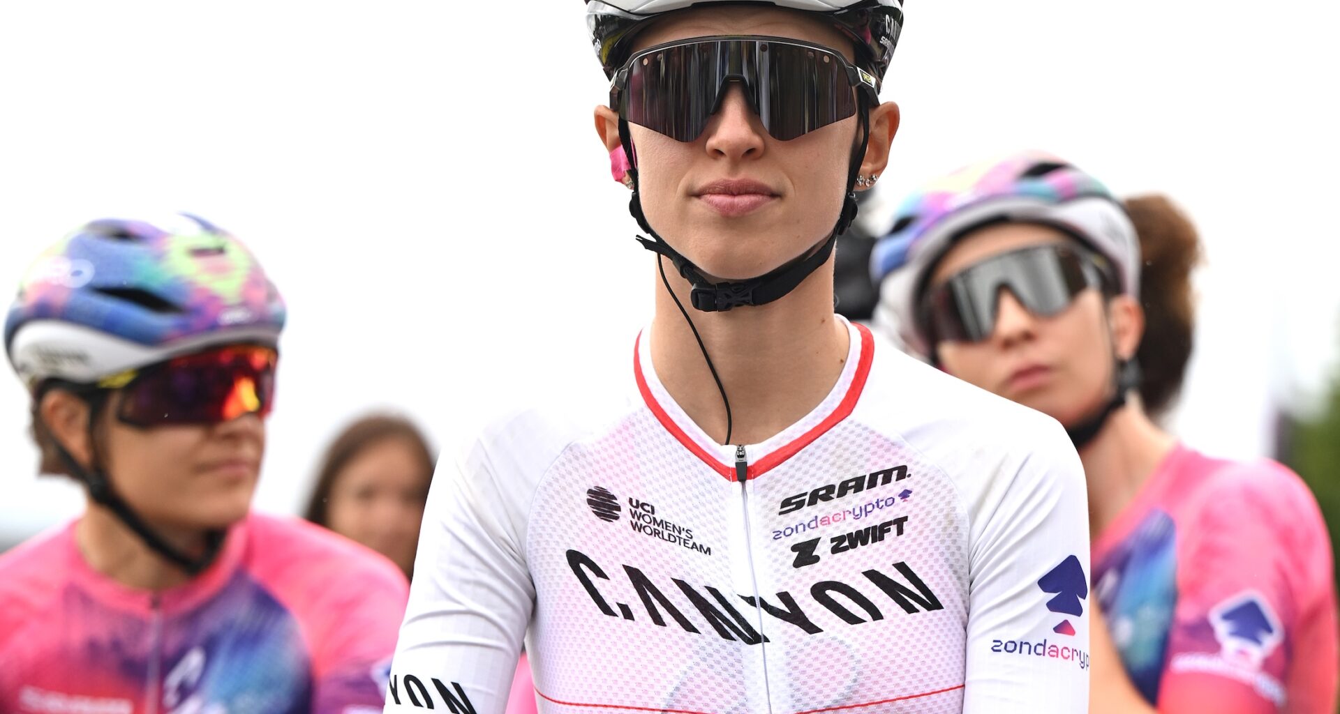 CHASSENEUIL-DU-POITOU, FRANCE - JULY 30: Katarzyna Niewiadoma of Poland and Team CANYON//SRAM zondacrypto prior to the 4th Tour de France Femmes 2025, Stage 5 a 165.8km stage from Chasseneuil-du-Poitou (Futuroscope) to Gueret / #UCIWWT / on July 30, 2025 in Chasseneuil-du-Poitou, France. (Photo by Szymon Gruchalski/Getty Images)