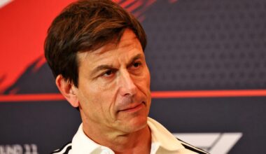 Toto Wolff labelled 'horrible' in Mercedes negotiations as George Russell handed crucial advice