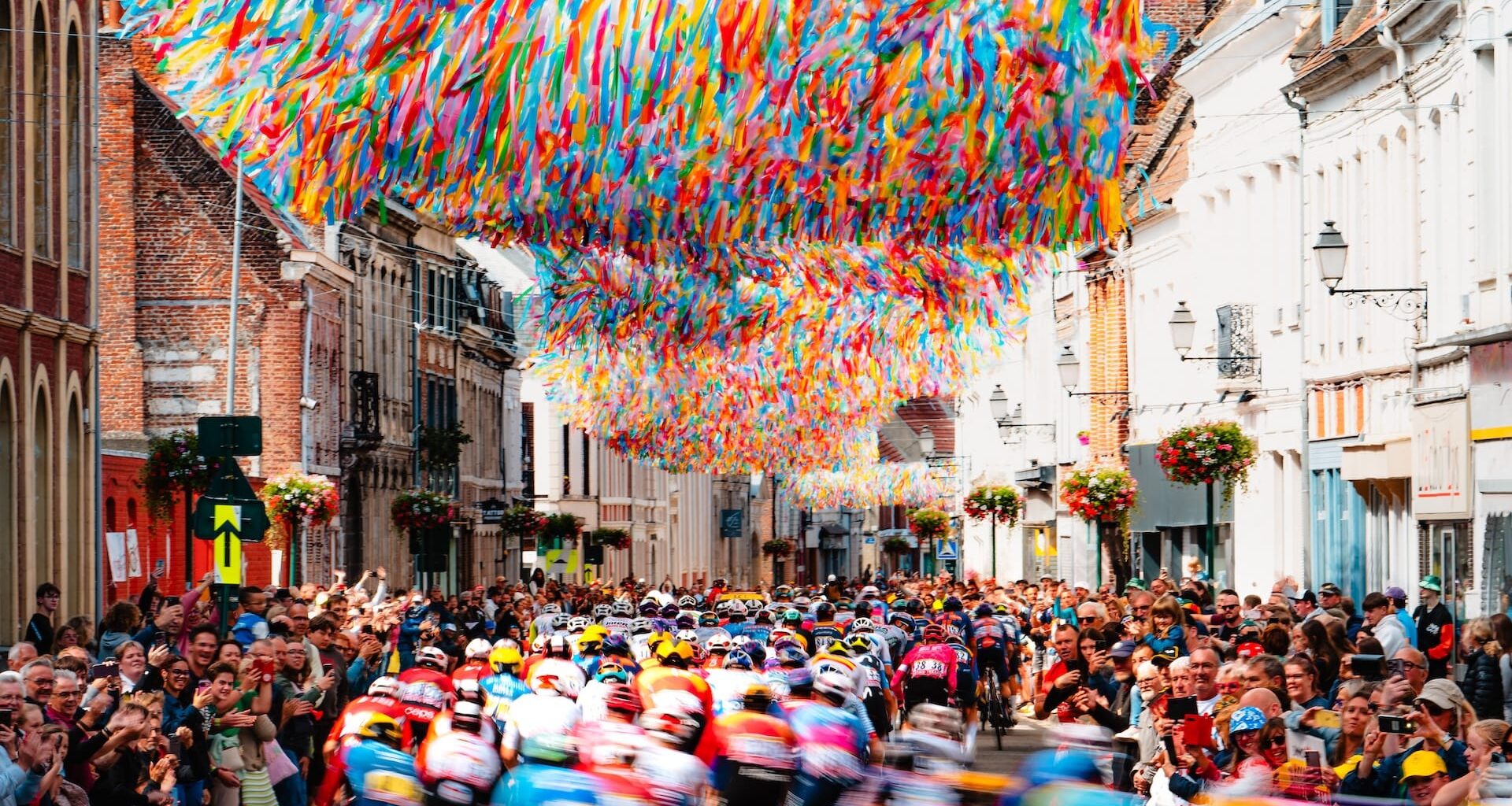 179 riders, 179 worlds