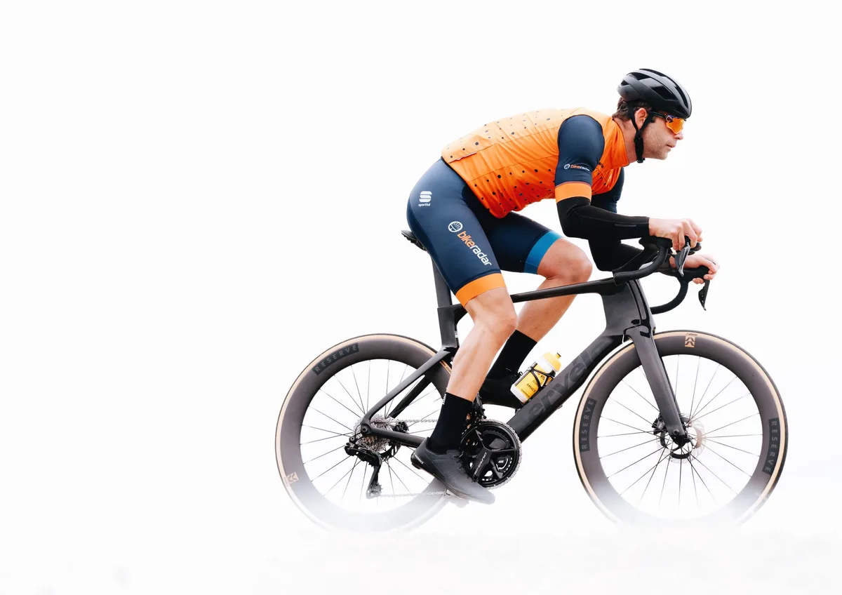 Ashley Quinlan riding the 2025 Cervélo S5