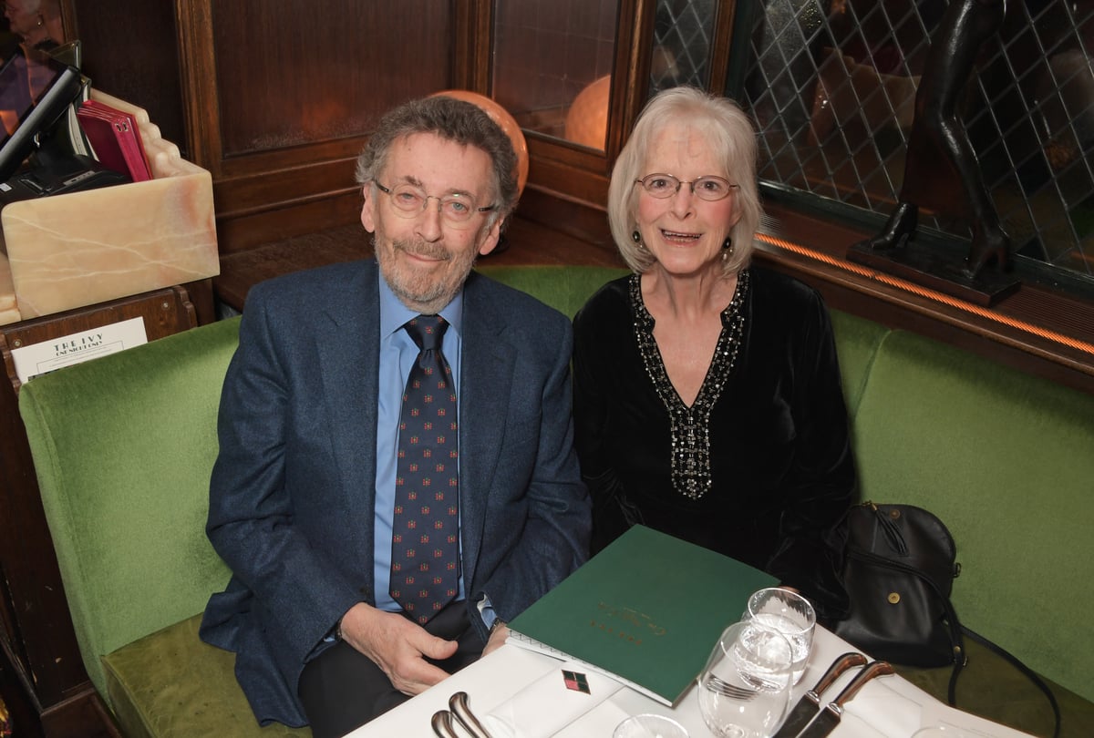 Actor Robert Powell sent '570 photographs' to Camden Council over e-bike pile-up outside his door