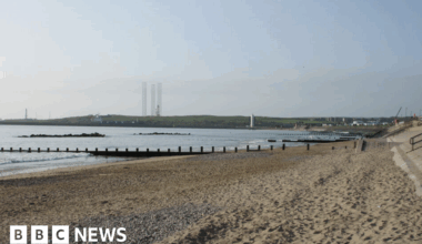 Sewage leak at Aberdeen beach leads to swimming warning