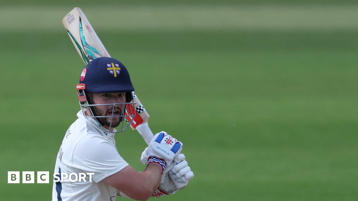 Ben Brown batting for Hampshire