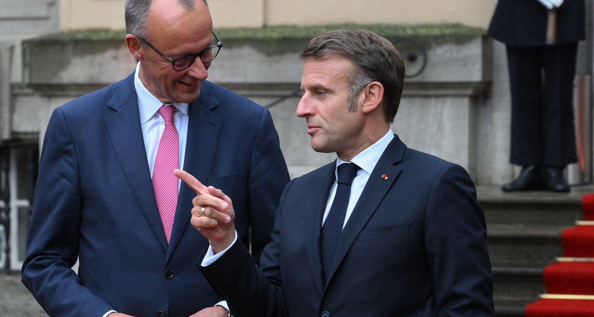EU and US edge closer to trade deal as tariff deadline looms | European Union News