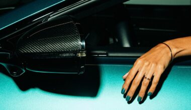Can beauty help this F1 team sway female fans?