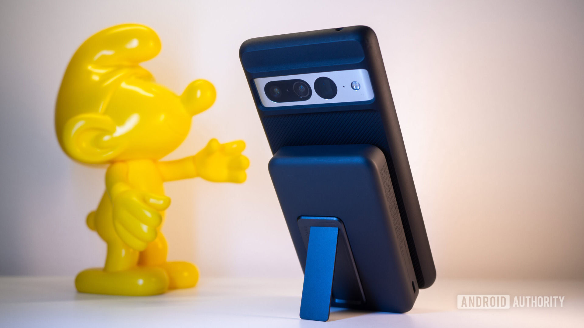 anker 633 magnetic battery kickstand pixel 7 pro 2