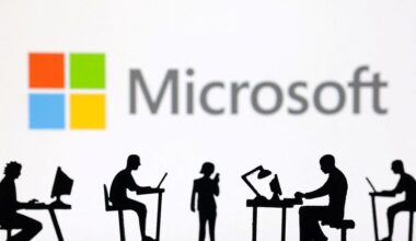 Dominance of Amazon and Microsoft in cloud harming competition, UK says