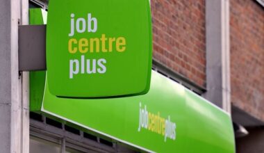Average employee in Northern Ireland down nearly £30 in June