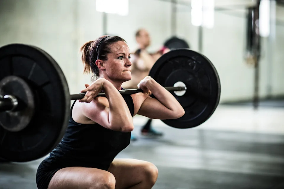 Heavier weights don't mean bigger gains. (Getty Images)