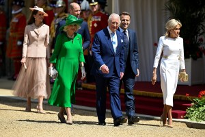 WINDSOR, ENGLAND - JULY 8: Catherine, Princess of Wales, Queen Camilla, Prince William, Prince of Wales, King Charles III, French President Emmanuel Macron and his wife Brigitte Macron attend a Welcome Ceremony at Windsor Castle as part of Macron's state visit to the United Kingdom on July 8, 2025 in Windsor, England. President Emmanuel Macron and Mrs Brigitte Macron visit the UK in the first visit State Visit made by France in 17 years. They are staying at Windsor Castle, hosted by King Charles III and Queen Camilla, and a banquet will be held there in their honour. The Macrons will visit Imperial College, and the President will address Parliament during his stay.  (Photo by Dylan Martinez - WPA Pool/Getty Images)